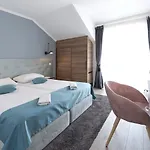 Hotel Perla 3*