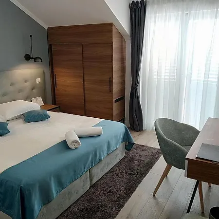 Perla Hotel
