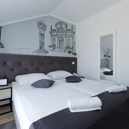 Hotel Perla 3*