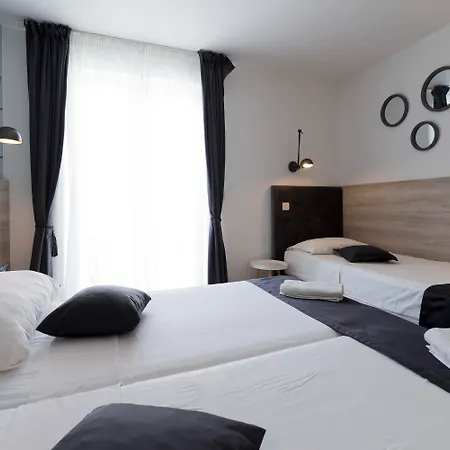 Hotel Perla 3*
