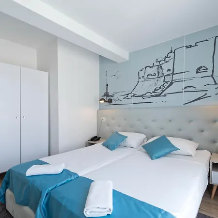 Perla Hotel
