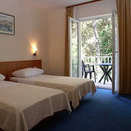 Hotel Perla 3*