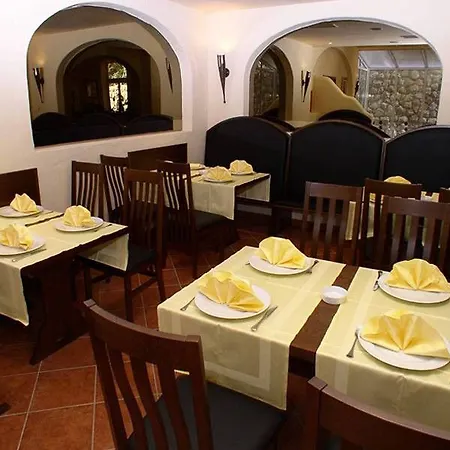 Perla Hotell